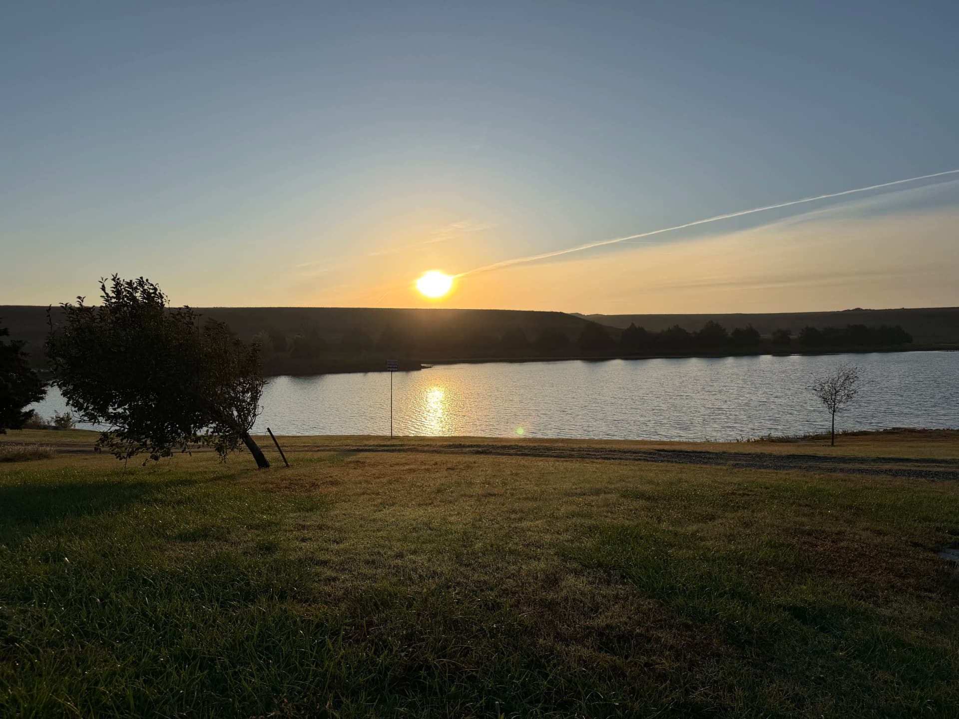 Gallery photos for Window Cleaning at a Stunning Lakefront Lodge: Image #2